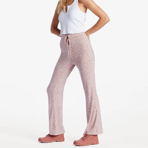NWT Billabong So Easy Pink Knitted Flare Pants - Picture 1 of 6